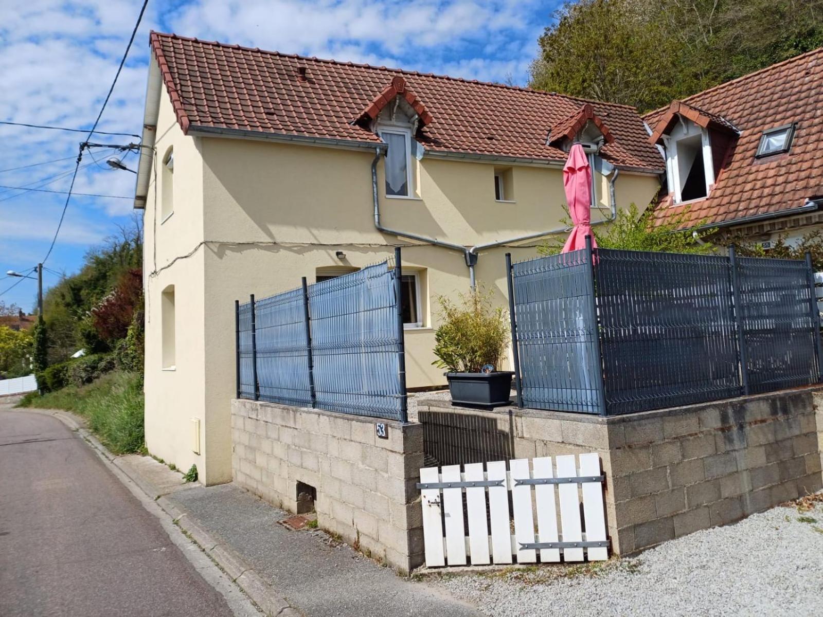 Holiday home Agreable Maison 3* En Bord De Dieppe